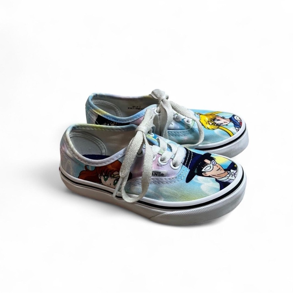 Vans x Pretty Guardian Sailor Moon Authentic sneakers. - Picture 2 of 8